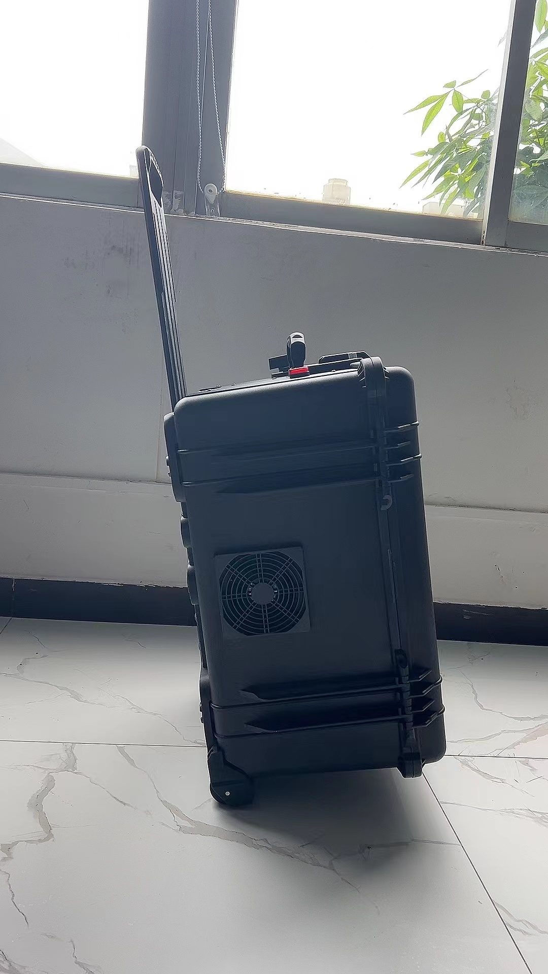 深圳手拉箱型移动通信干扰器